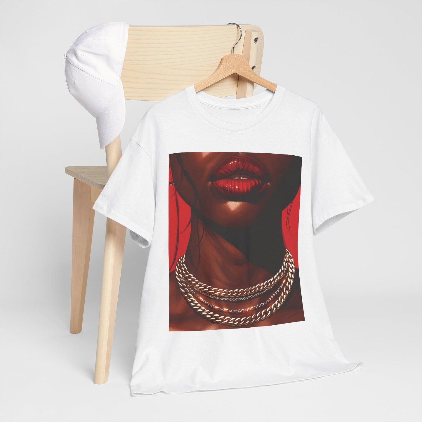 RED LIPS GOLD CHAINS - Unisex t-Shirt