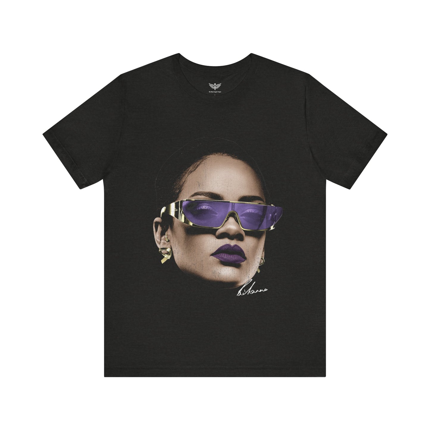 RIHANNA - Vintage Unisex T-Shirt