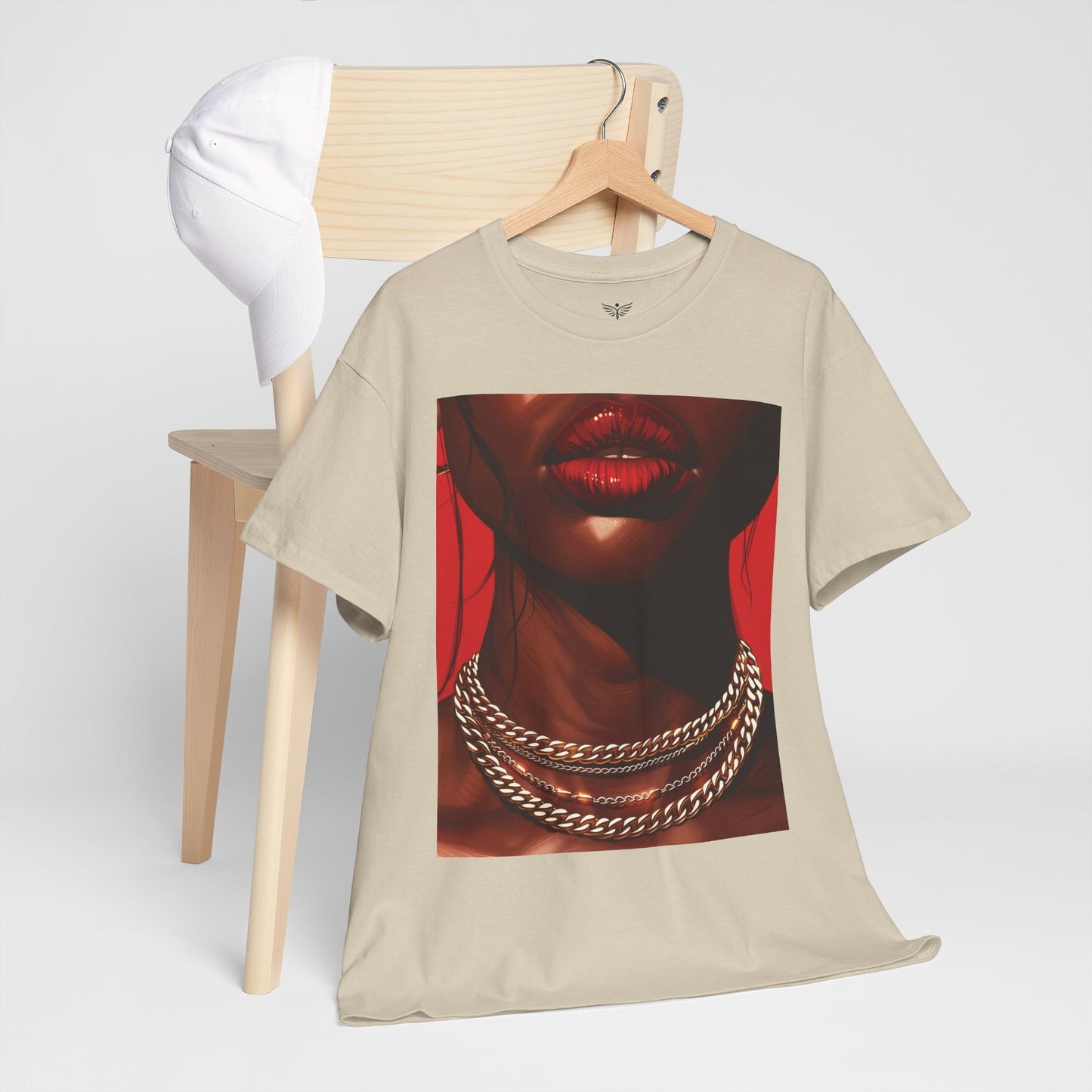 RED LIPS GOLD CHAINS - T-Shirts