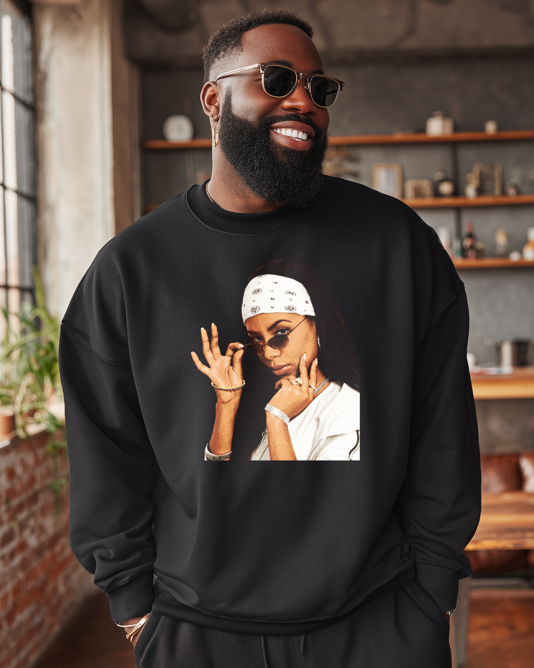AALIYAH Black Sweatshirt